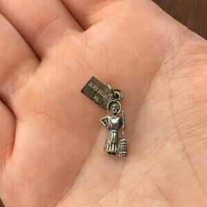 Vintage 925 Sterling "Silver Dollar City MO" Woman Butter Churn and Pipe Charm